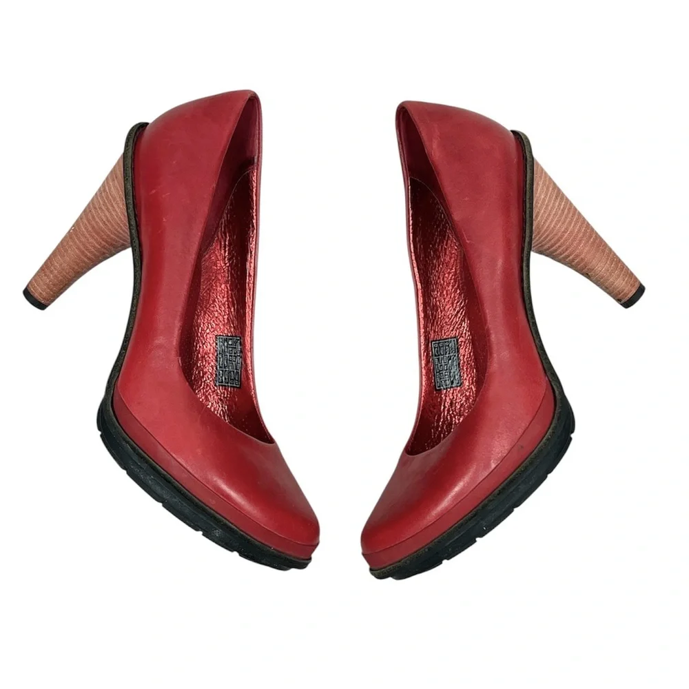 Tsubo Magda Burgundy Red Leather Platform Wooden Heels Pumps